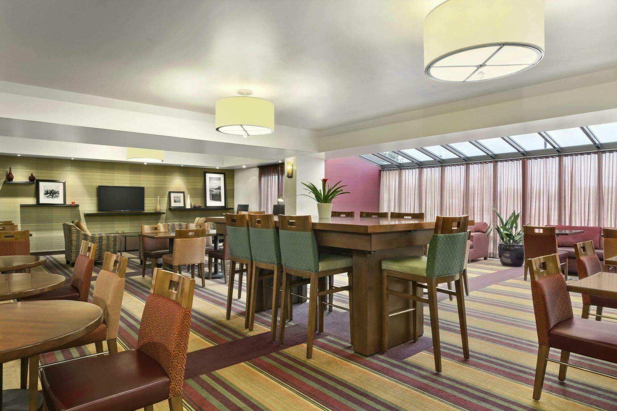 Residence Inn By Marriott Portland Airport At Cascade Station Екстериор снимка